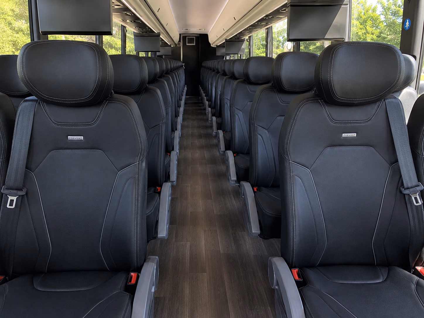 auburn employee charter buses for small teams and large workforces