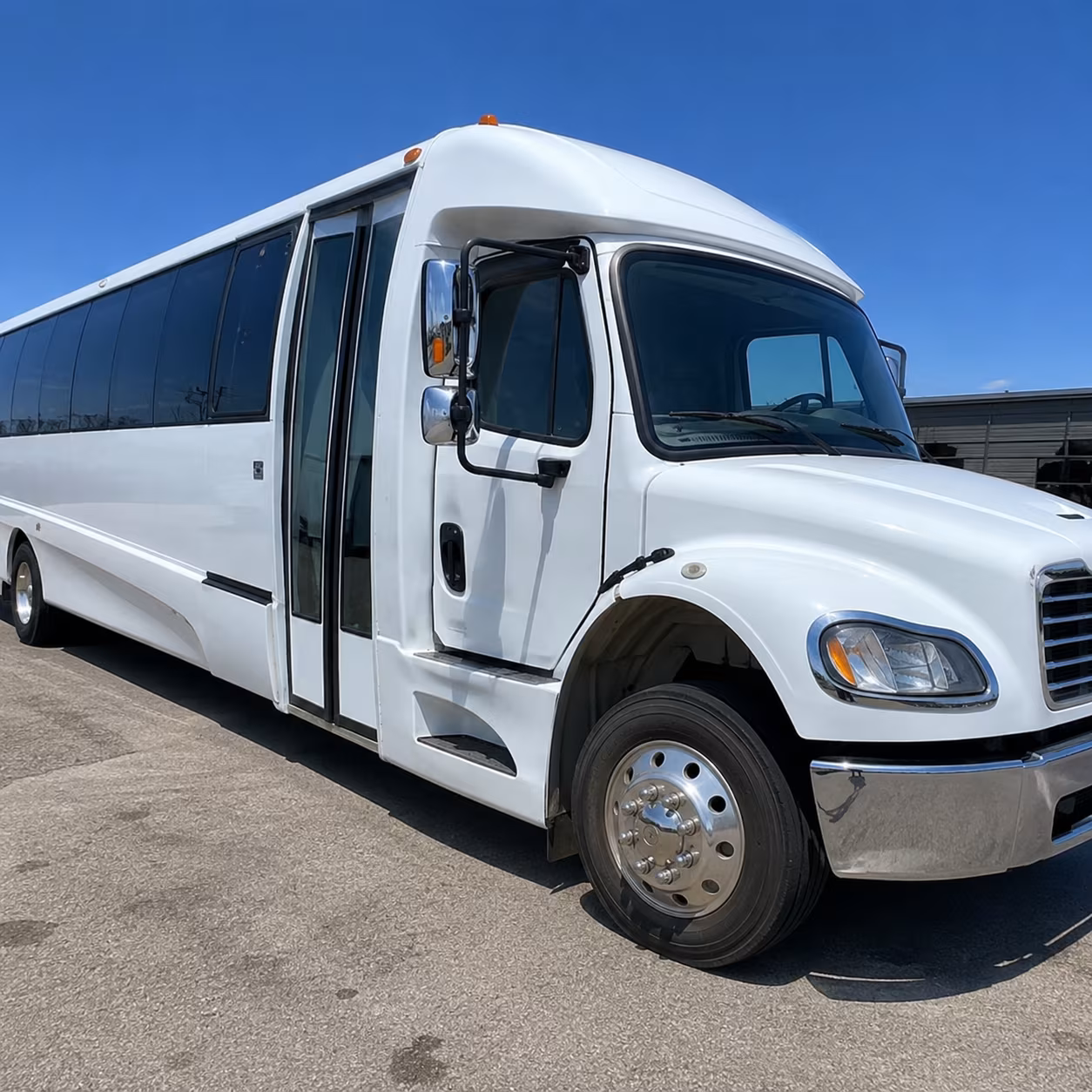 auburn start your journey with auburn long distance charter bus rentals