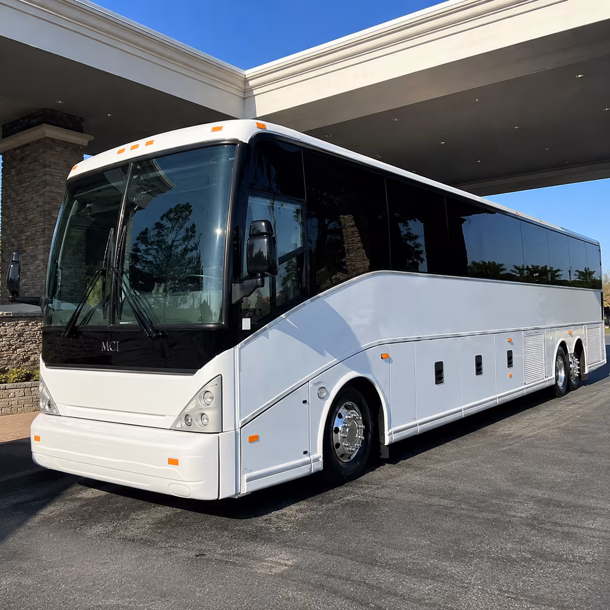 florence travel to away games with your team and fans in a florence charter bus