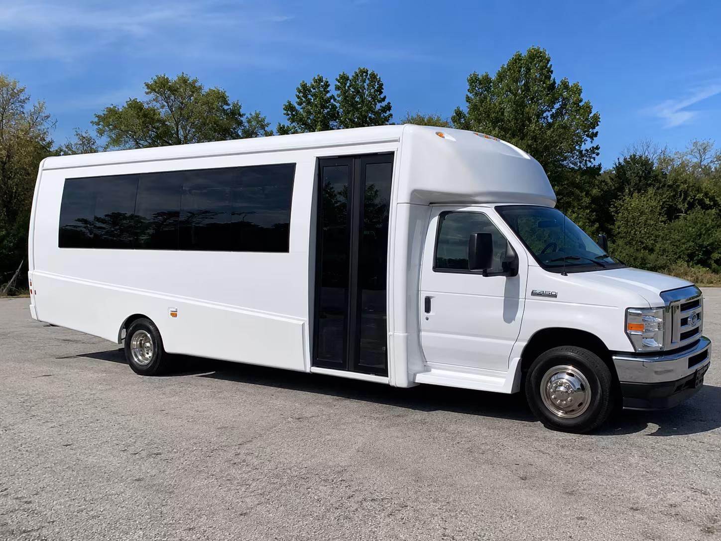 party buses make prom night in dothan unforgettable